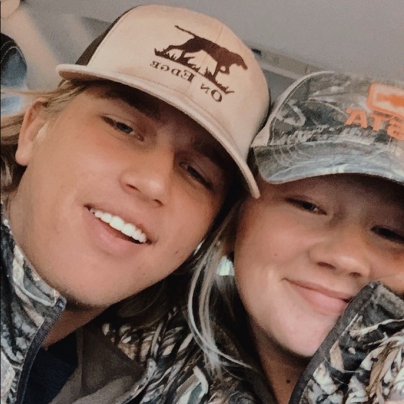 Meet your Posher, Ansley - Picture 1 of 1